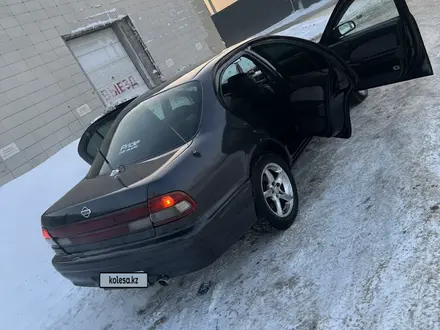 Nissan Maxima 1996 года за 2 300 000 тг. в Астана – фото 2