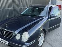 Mercedes-Benz E 240 2000 годаfor5 500 000 тг. в Шымкент