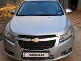 Chevrolet Cruze 2011 годаfor4 100 000 тг. в Актобе – фото 3