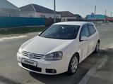 Volkswagen Golf 2005 года за 4 500 000 тг. в Атырау – фото 4