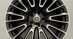 Оригинальные диски AMG R22 на Mercedes G-Classe W463 Мерседес за 1 200 000 тг. в Алматы