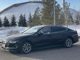 Hyundai Sonata 2020 года за 9 600 000 тг. в Астана – фото 2