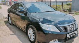 Toyota Camry 2013 года за 7 600 000 тг. в Актобе