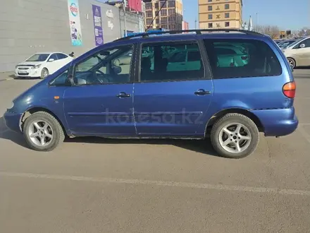 Volkswagen Sharan 1996 года за 1 800 000 тг. в Караганда – фото 5