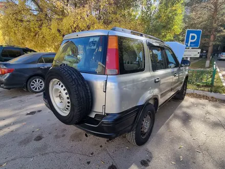 Honda CR-V 1997 года за 2 900 000 тг. в Астана – фото 4