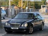 Mercedes-Benz E 220 2000 годаүшін2 000 000 тг. в Туркестан