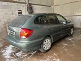 Kia Rio 2002 года за 700 000 тг. в Мерке – фото 2