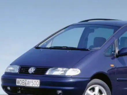 Volkswagen Sharan 1999 года за 10 000 тг. в Караганда