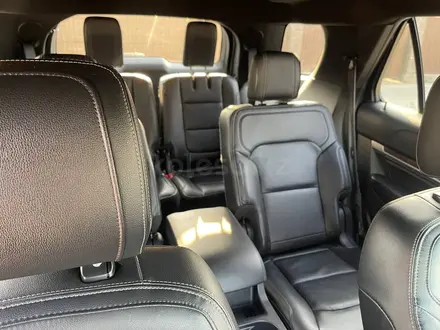 Ford Explorer 2016 года за 12 500 000 тг. в Алматы – фото 10