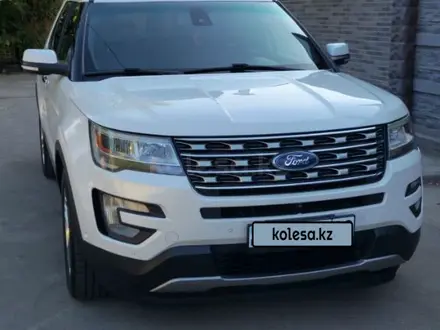 Ford Explorer 2016 года за 12 500 000 тг. в Алматы – фото 2