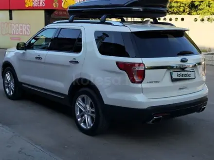 Ford Explorer 2016 года за 12 500 000 тг. в Алматы – фото 3
