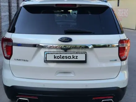 Ford Explorer 2016 года за 12 500 000 тг. в Алматы – фото 7