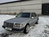 Mercedes-Benz E 200 1993 года за 1 600 000 тг. в Алматы