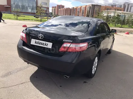 Toyota Camry 2006 года за 6 000 000 тг. в Петропавловск – фото 2