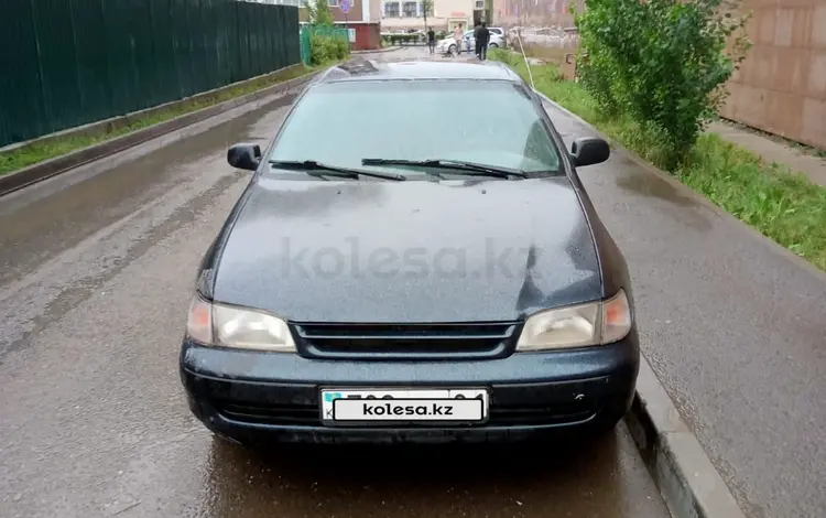 Toyota Carina E 1995 года за 1 200 000 тг. в Астана