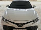 Toyota Camry 2021 года за 14 000 000 тг. в Актау