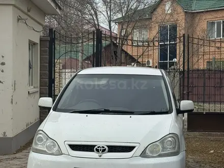 Toyota Ipsum 2003 года за 4 700 000 тг. в Атырау – фото 2