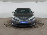 Toyota Sienna 2016 года за 13 690 000 тг. в Шымкент – фото 2