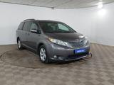 Toyota Sienna 2016 года за 13 690 000 тг. в Шымкент – фото 3