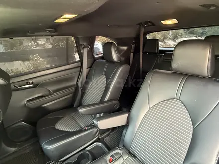 Toyota Highlander 2023 года за 25 000 000 тг. в Алматы – фото 15