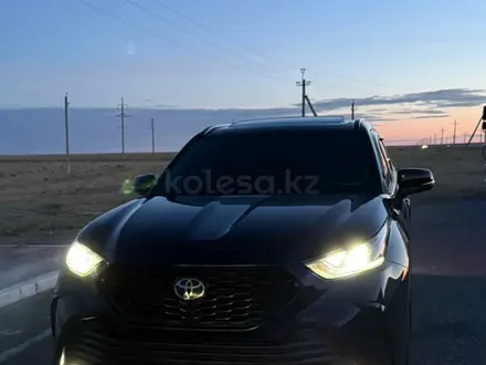 Toyota Highlander 2023 года за 25 000 000 тг. в Алматы – фото 5