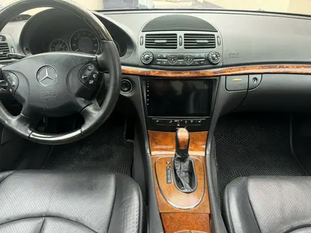 Mercedes-Benz E 320 2004 года за 5 350 000 тг. в Шымкент – фото 8