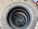 Зимние б/у шины шипованные Nokian Tyres за 200 000 тг. в Астана – фото 4