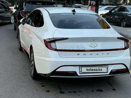 Hyundai Sonata 2022 года за 14 000 000 тг. в Алматы – фото 5