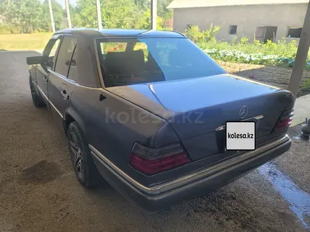 Mercedes-Benz E 280 1995 года за 2 499 990 тг. в Шымкент – фото 4