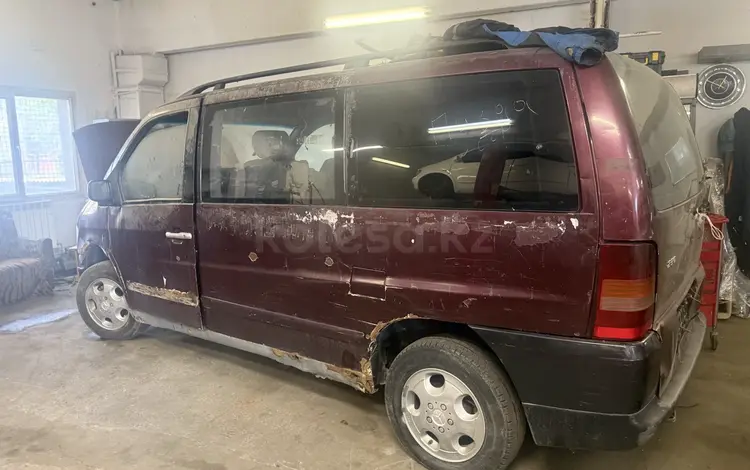 Mercedes-Benz V 230 1998 года за 1 800 000 тг. в Алматы