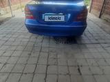 Mercedes-Benz C 200 2003 года за 2 000 000 тг. в Астана – фото 5