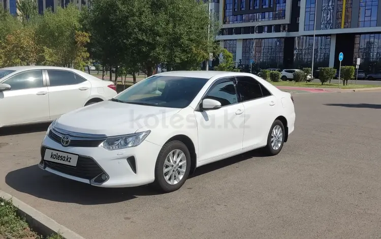 Toyota Camry 2014 года за 10 900 000 тг. в Астана