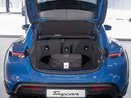 Porsche Taycan 2023 года за 95 000 000 тг. в Алматы – фото 10