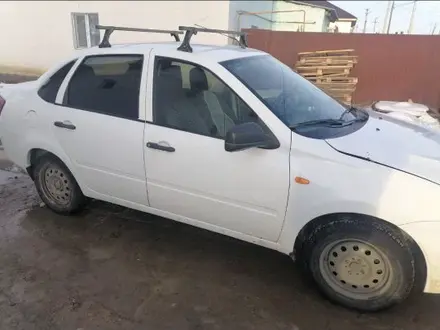 ВАЗ (Lada) Granta 2190 2013 года за 2 700 000 тг. в Атырау – фото 2