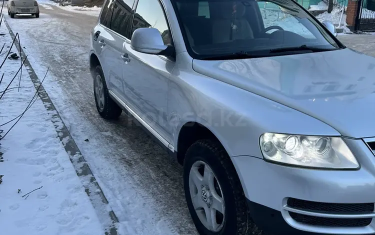 Volkswagen Touareg 2004 годаfor5 200 000 тг. в Астана