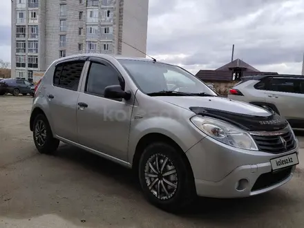 Renault Sandero 2014 года за 3 700 000 тг. в Семей