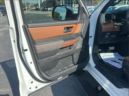 Toyota Tundra 2026 года за 47 000 000 тг. в Алматы – фото 28