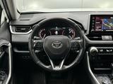 Toyota RAV4 2019 года за 15 600 000 тг. в Атырау – фото 5
