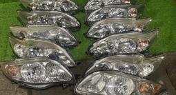 Фара на TOYOTA COROLLA левая и правая за 17 000 тг. в Алматы – фото 2