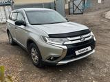 Mitsubishi Outlander 2015 года за 10 000 000 тг. в Караганда – фото 2