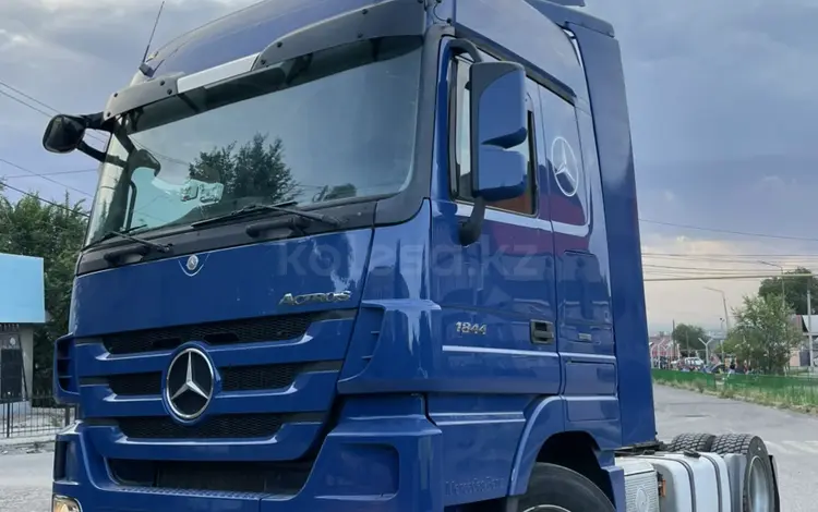 Mercedes-Benz  Actros 2011 года за 23 000 000 тг. в Алматы