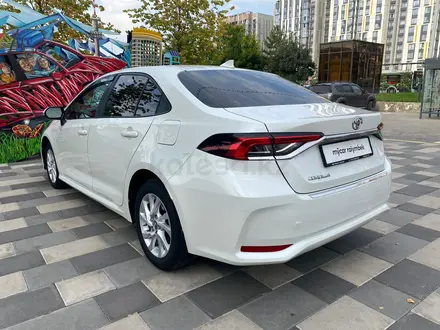 Toyota Corolla 2021 года за 9 990 000 тг. в Алматы – фото 2