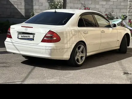 Mercedes-Benz E 320 2004 года за 7 300 000 тг. в Алматы – фото 11