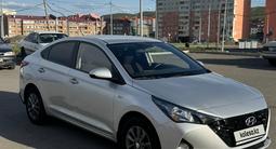 Hyundai Accent 2022 года за 8 300 000 тг. в Усть-Каменогорск – фото 2