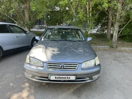 Toyota Camry 2001 года за 2 850 000 тг. в Караганда