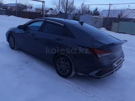 Hyundai Elantra 2024 года за 9 800 000 тг. в Караганда – фото 2