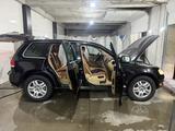 Volkswagen Touareg 2004 годаүшін4 500 000 тг. в Алматы