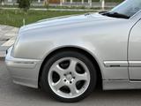 Mercedes-Benz E 280 2001 года за 5 500 000 тг. в Кызылорда – фото 4