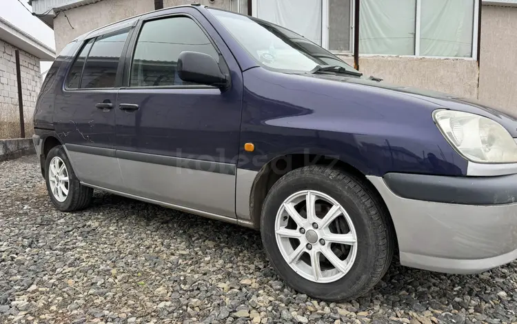 Toyota Raum 1998 годаfor2 300 000 тг. в Астана