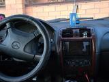 Mazda 626 1998 года за 1 100 000 тг. в Астана – фото 2